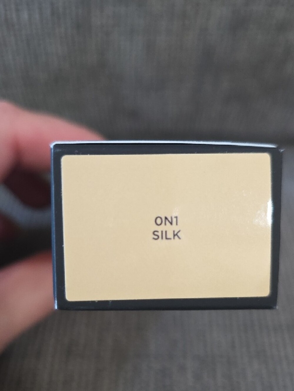 Laura Mercier Real Flawless Perfecting Foundation, 1oz., New, Silk Or Buff. - Picture 5 of 13